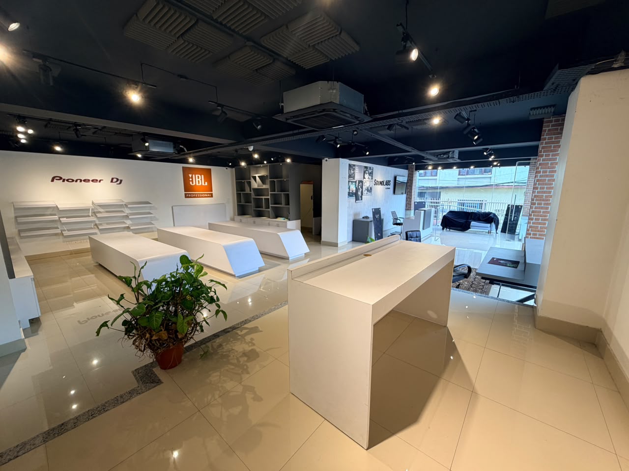 Showroom Space in Dillibazar — Commercial for rent in Dillibazar, Kathmandu